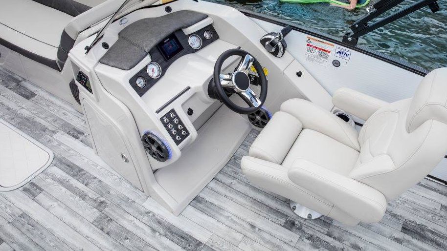 Pressure Washing G‑Floor® Outdoor & Marine Vinyl Flooring