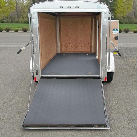Trailer furnished with Slate Grey Levant texture vinyl flooring